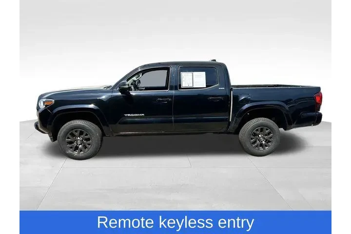 $26585 : Toyota Tacoma 2022 4x2 SR5 V image 2