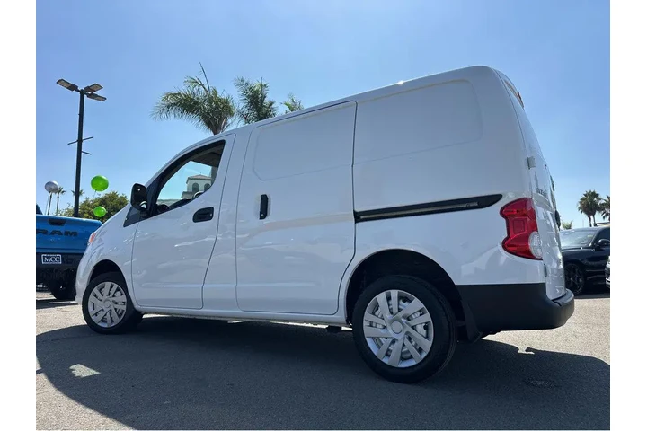 $21977 : 2021 NV200 Compact Cargo S image 4