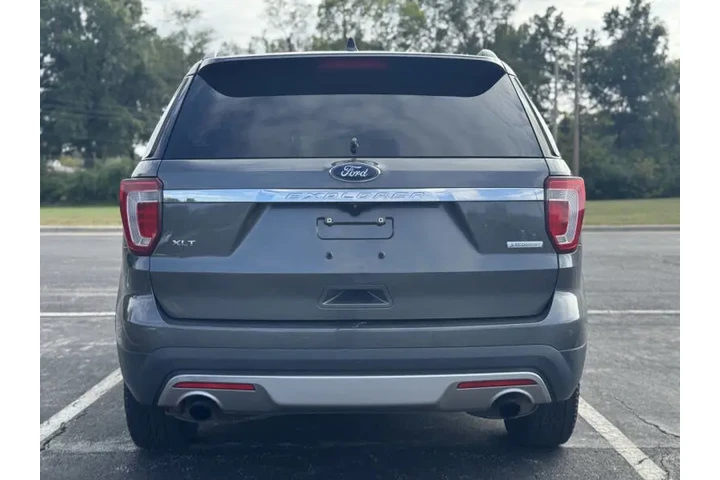 $7999 : 2016 Explorer XLT image 6