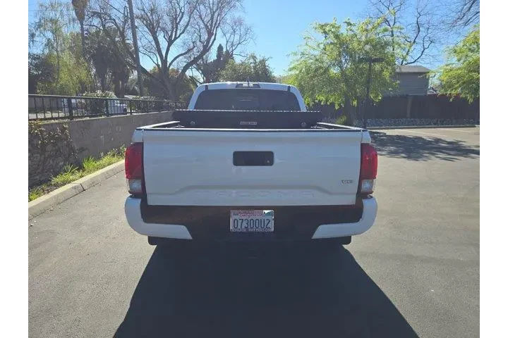 $27995 : Toyota Tacoma 2016 4x2 TRD S image 4