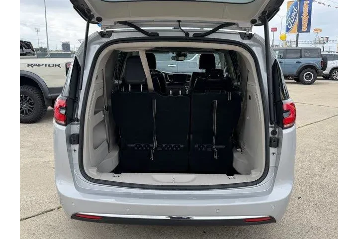 $30151 : Chrysler Pacifica 2024 Limit image 8