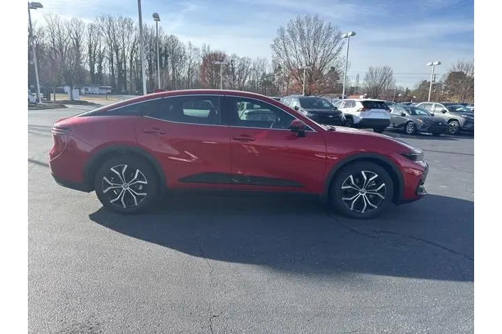 $38877 : Toyota Crown 2024 AWD Limite image 2