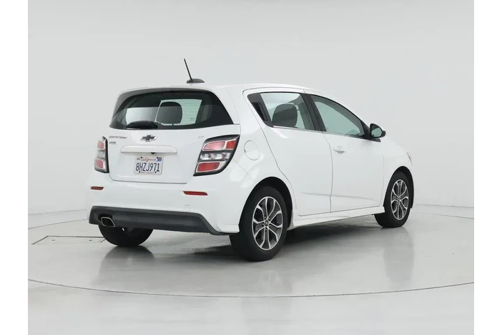 $10998 : Chevrolet Sonic 2017 LT Auto image 8