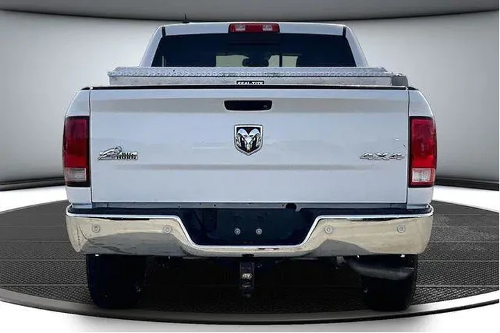 $20000 : Ram 1500 2017 4x4 SLT 4dr Cr image 5