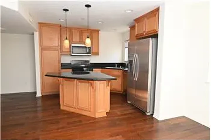 $4850 : Rental property with 4 bedro image 4