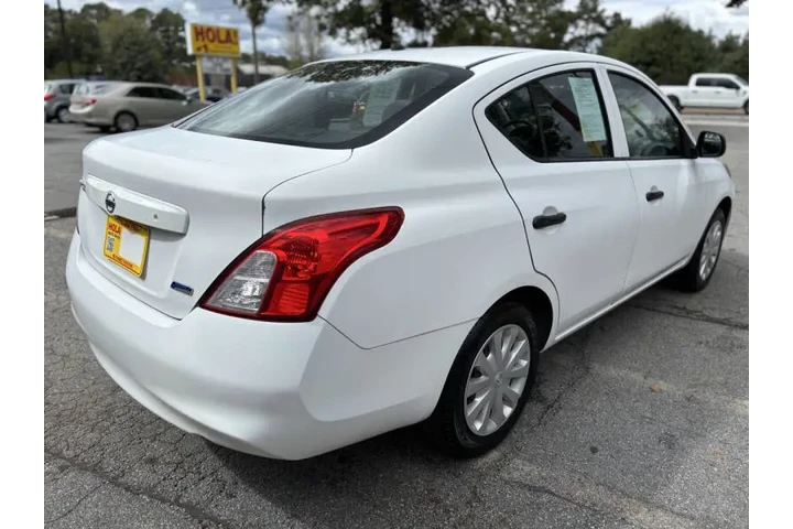 2012 Versa 1.6 SV image 10