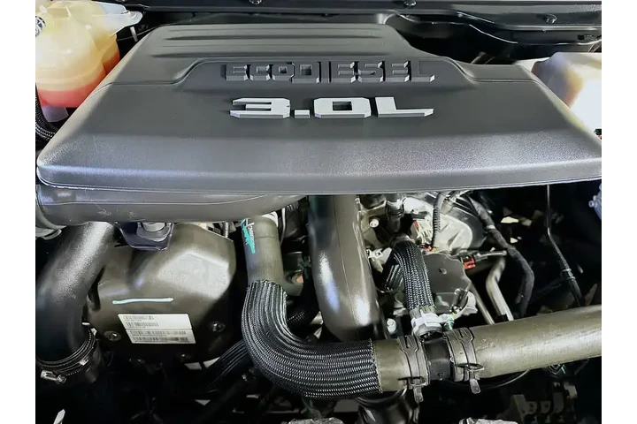 $39953 : Ram 1500 2021 4x4 Limited 4d image 9