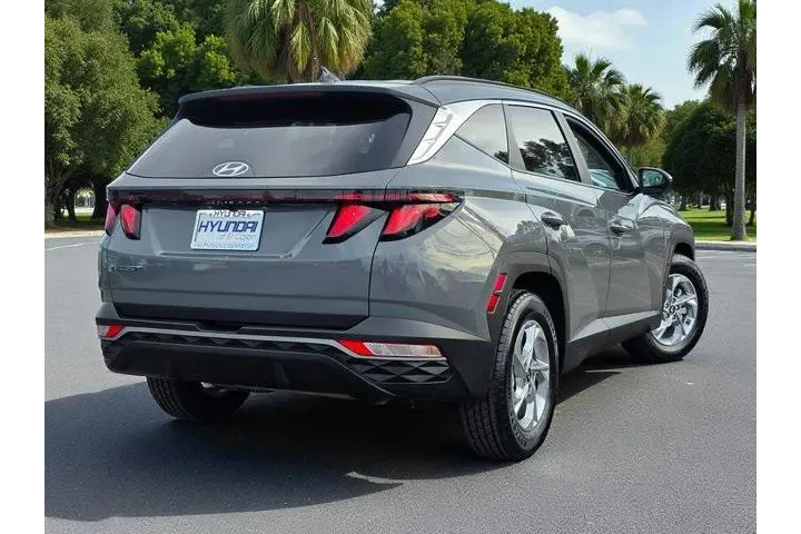 $21300 : Hyundai TUCSON 2024 SEL 4dr image 7