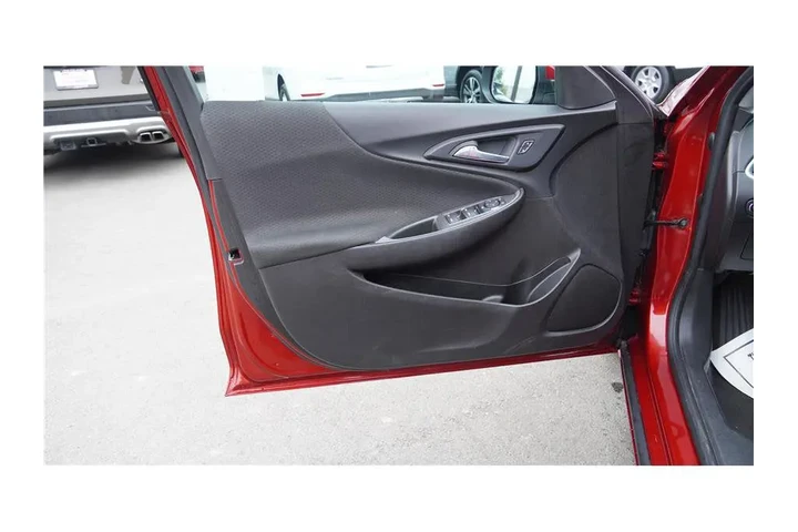 $18984 : 2024 Malibu LT image 10