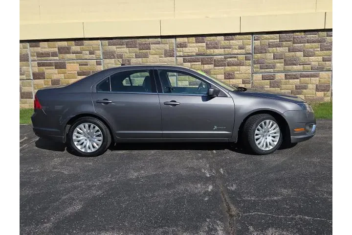 $5782 : Ford Fusion Hybrid 2012 4dr image 2