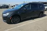 Pre-Owned 2020 Pacifica Hybri en Milwaukee