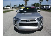 $35995 : Toyota 4Runner 2019 4x4 SR5 thumbnail