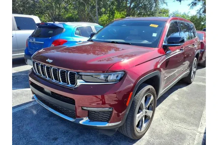 $36573 : Jeep Grand Cherokee L 2024 4 image 3
