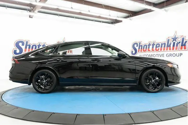 $31349 : Honda Accord 2025 SE 4dr Sed image 10