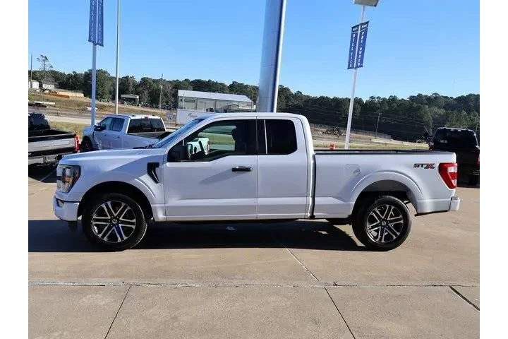 $25988 : Ford F-150 2023 4x2 XL 4dr S image 7
