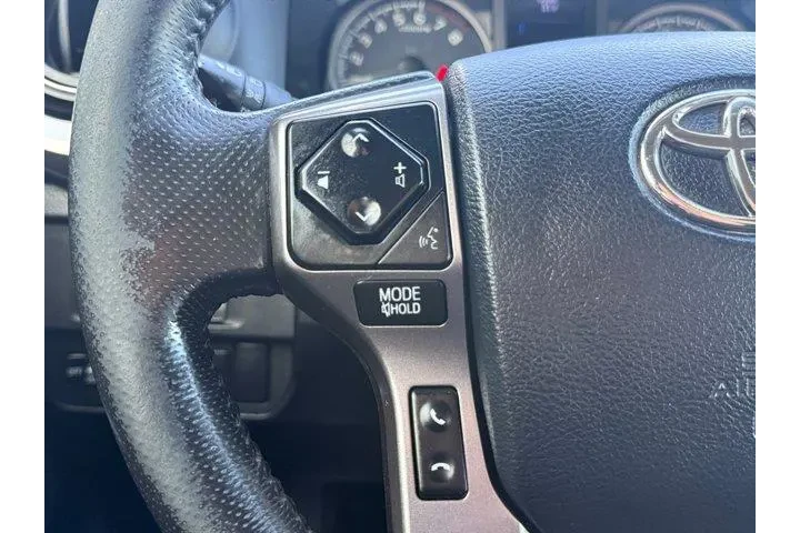 $16981 : Toyota Tacoma 2019 4x2 TRD O image 5