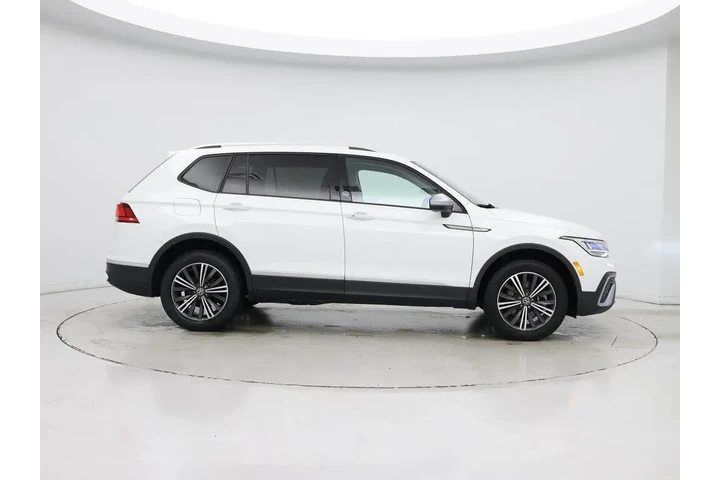 $23998 : Volkswagen Tiguan 2024 Wolfs image 7