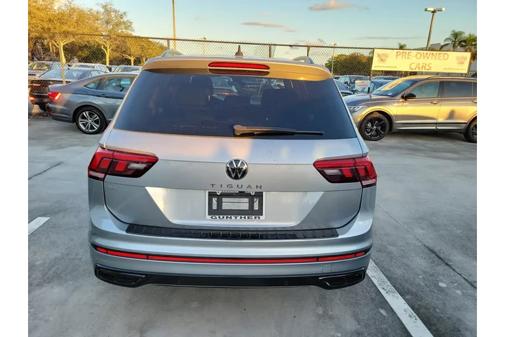 $23498 : Volkswagen Tiguan 2023 SE R- image 6