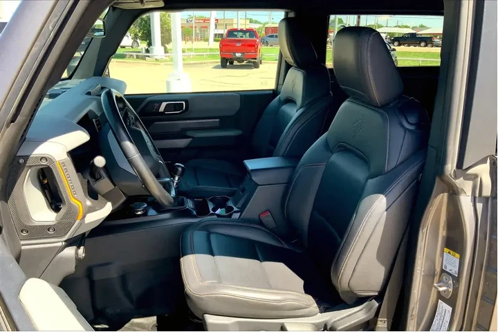 $37926 : Ford Bronco 2021 4x4 Badland image 7