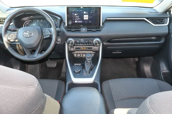 $34787 : 2025 RAV4 Hybrid XLE AWD image 10