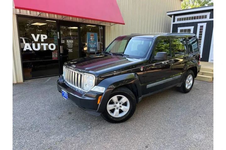 $7499 : 2009 Liberty Sport image 1