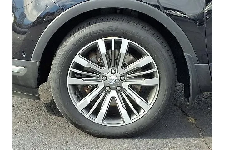 $23990 : Ford Explorer 2019 AWD Plati image 8