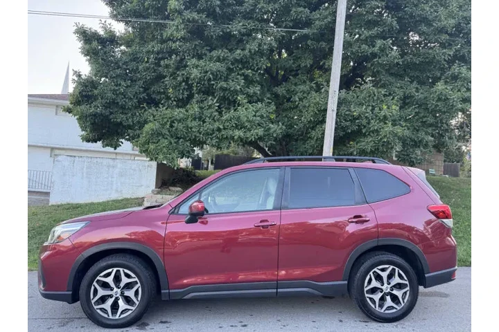 $14999 : 2021 Forester Premium image 4