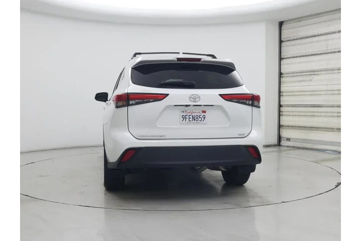 $38998 : Toyota Highlander 2023 XLE 4 image 6