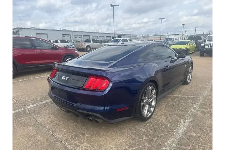 $37995 : Ford Mustang 2020 GT 2dr Fas image 4