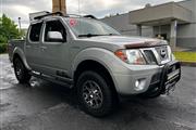 2014 Frontier PRO-4X Crew Cab en Newburgh