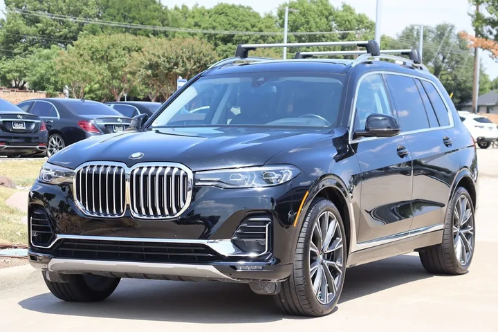 $36434 : 2020 X7 xDrive40i image 5
