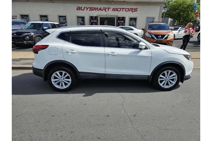$499 : 2017 Rogue Sport image 2