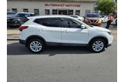 $499 : 2017 Rogue Sport thumbnail