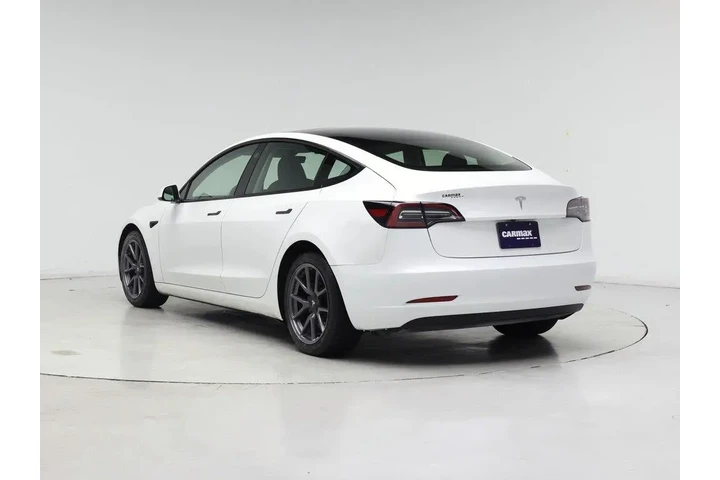 $25998 : Tesla Model 3 2023 4dr Sedan image 2