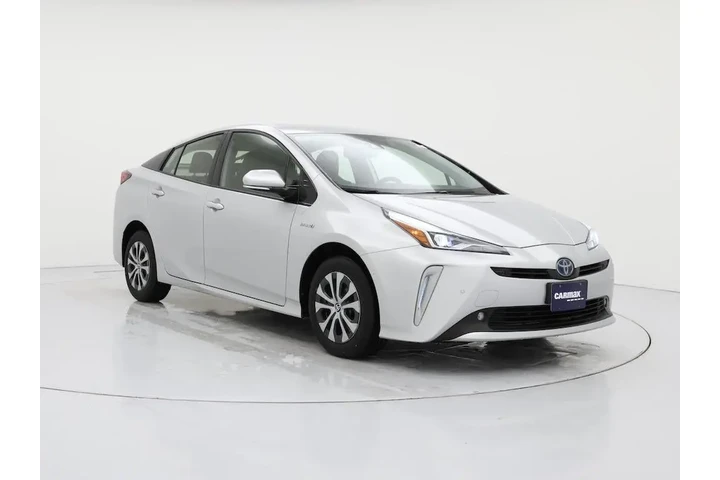 $27998 : Toyota Prius 2020 AWD XLE AW image 1