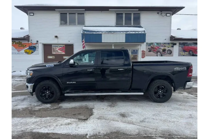 $32990 : 2022 RAM 1500 Laramie image 1