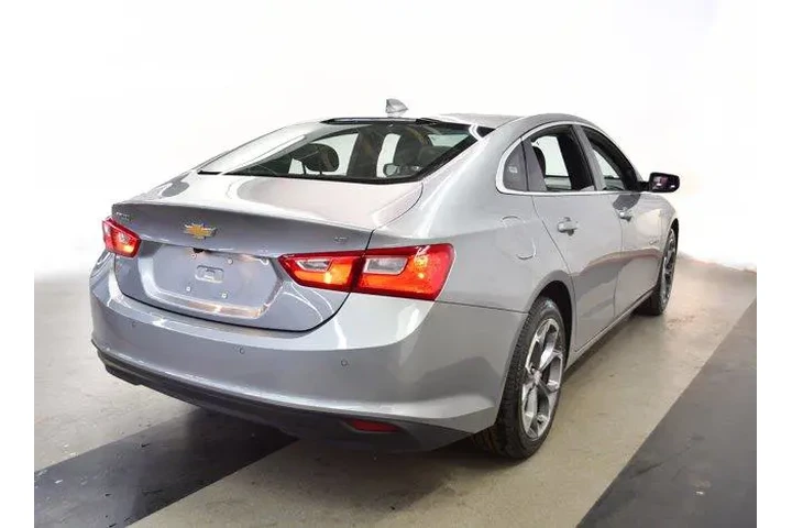 $16994 : Chevrolet Malibu 2024 LT 4dr image 7