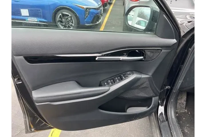 $22588 : Kia Seltos 2023 AWD EX 4dr S image 7