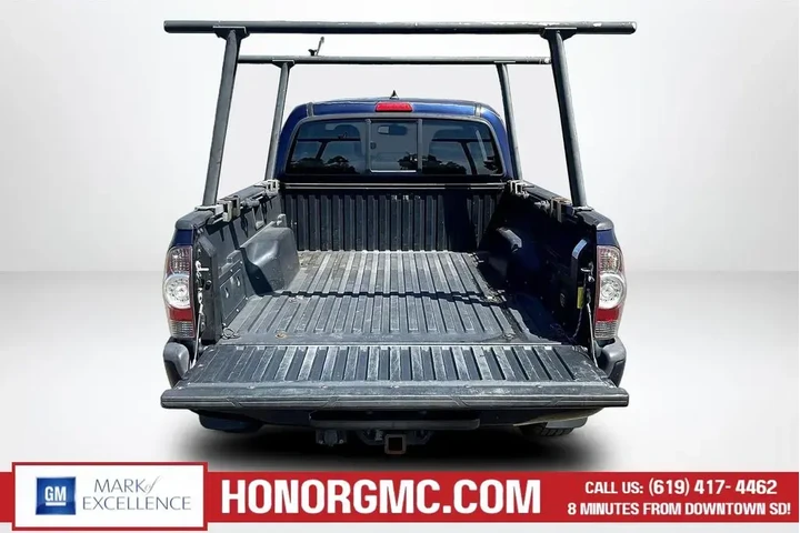 $18988 : Toyota Tacoma 2012 4x2 PreRu image 7