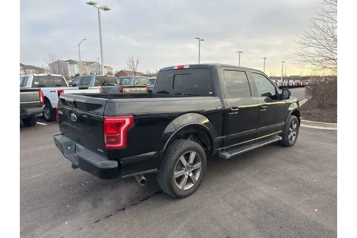 $26000 : Ford F-150 2016 4x4 Lariat 4 image 7