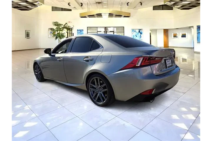 $24700 : Lexus IS 350 2016 4dr Sedan image 5