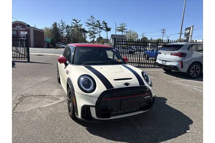 $31993 : MINI Hardtop 2 Door 2023 Joh image 6