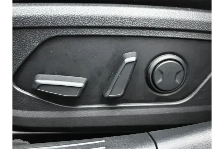 $24655 : Kia K5 2025 GT-Line 4dr Seda image 8