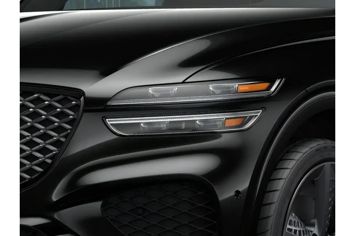 Genesis GV70 2025 AWD 3.5T S image 9