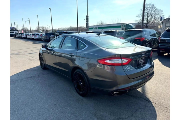 $6980 : 2016 Fusion 4dr Sdn SE AWD image 4