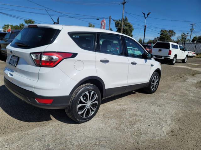 $11999 : 2017 Escape S image 7