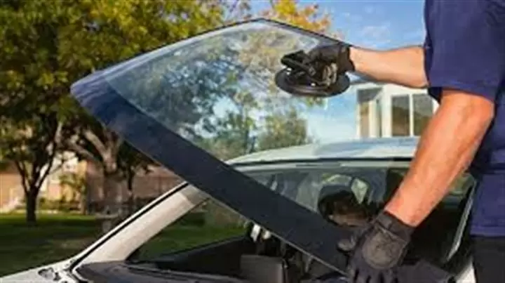 $100 : IN-N-OUT AUTO GLASS L.A. image 1