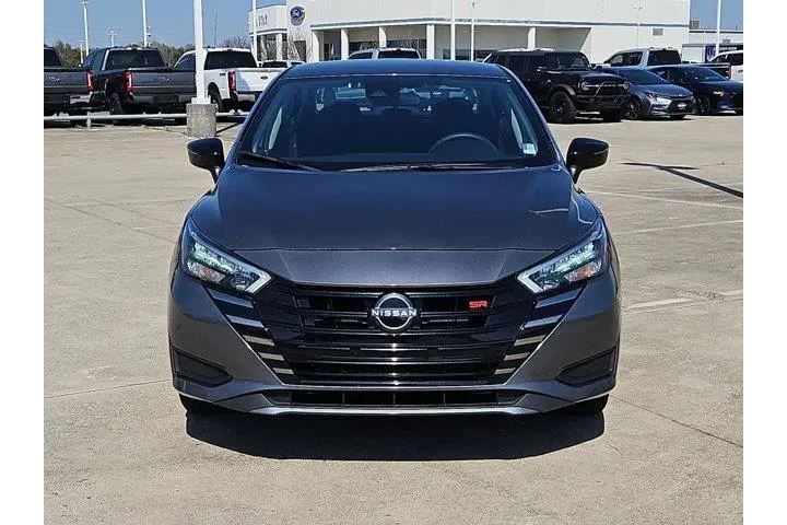 $17147 : Nissan Versa 2024 SR 4dr Sed image 8