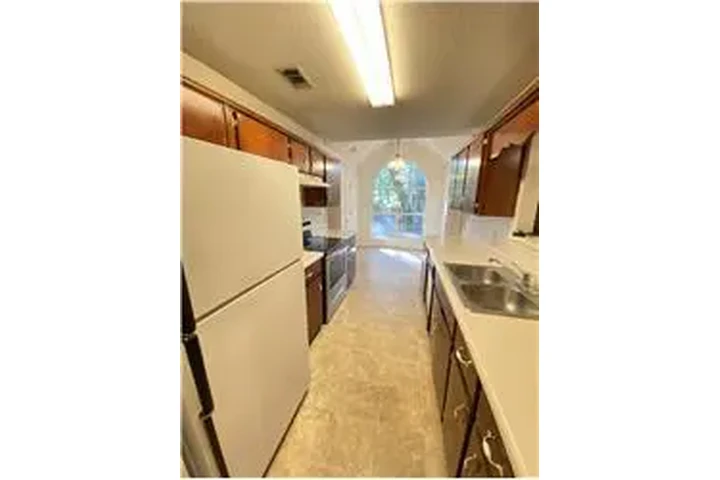 $2150 : Rental property with 3 bedro image 5