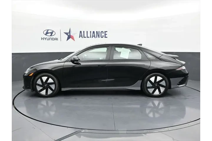$22988 : Hyundai IONIQ 6 2024 SE 4dr image 1